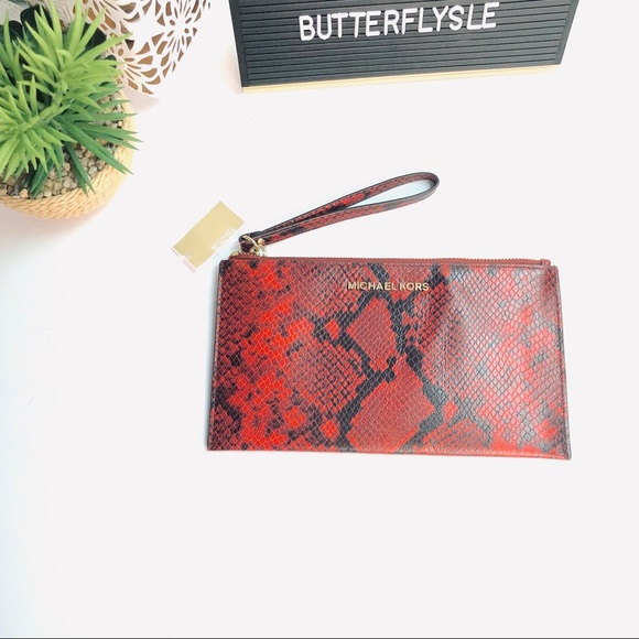Michael Kors Jet Set LG Zip Clutch - Picture 1 of 6